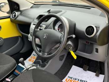 Used Peugeot 107 2009 for sale - 74591549: Photo