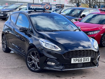 Used Ford Fiesta 2018 for sale - 77641740: Photo