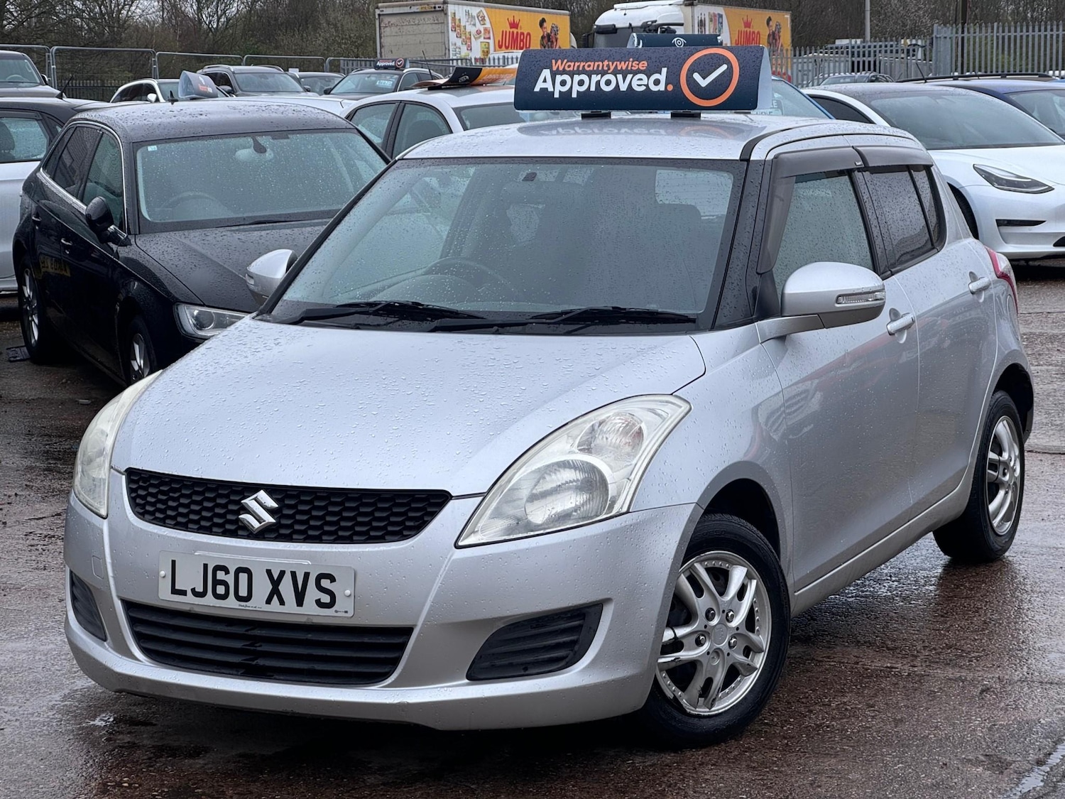 Used Suzuki Swift 2023 for sale - 78055789: Photo 2