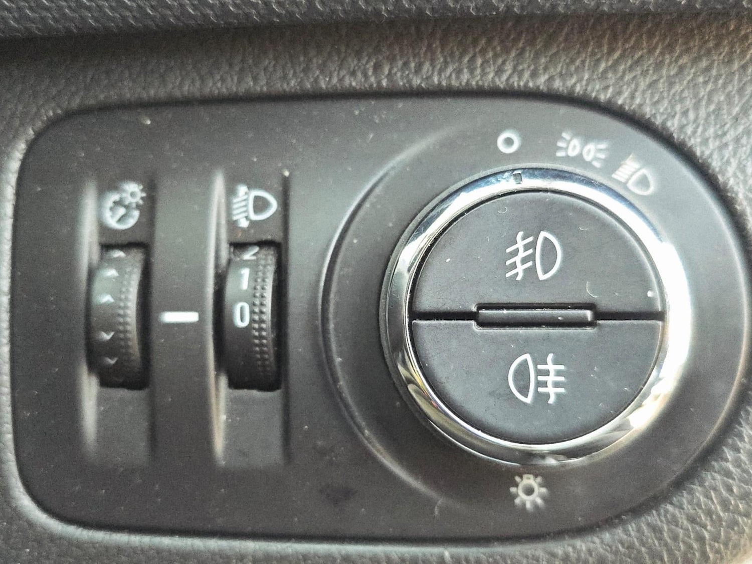 Used Vauxhall Meriva 2016 for sale - 77118072: Photo 16