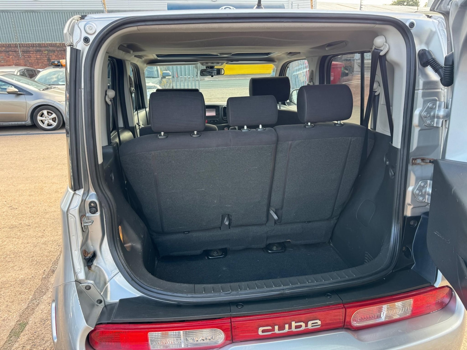 Vehicle 28