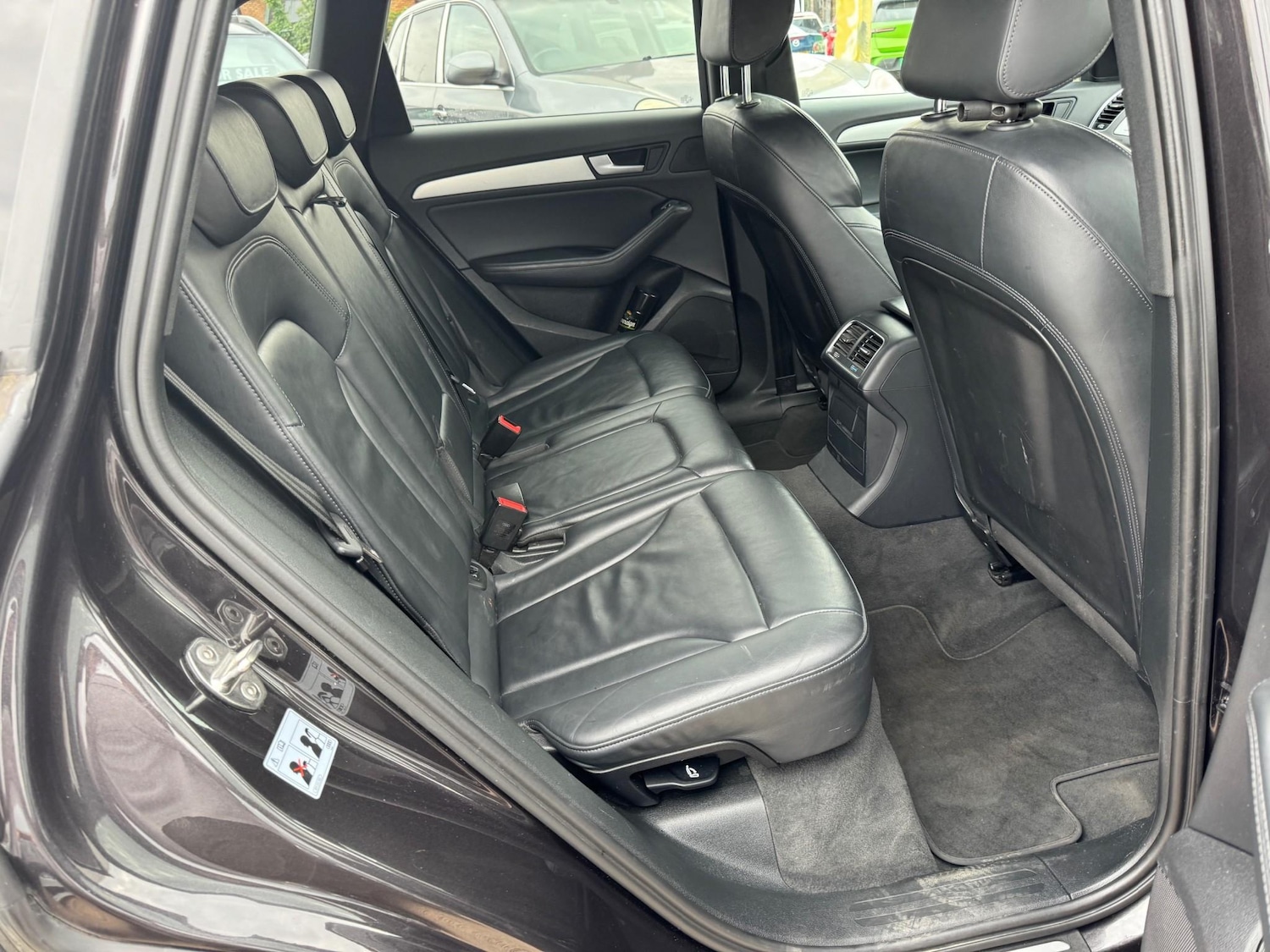 Vehicle 29