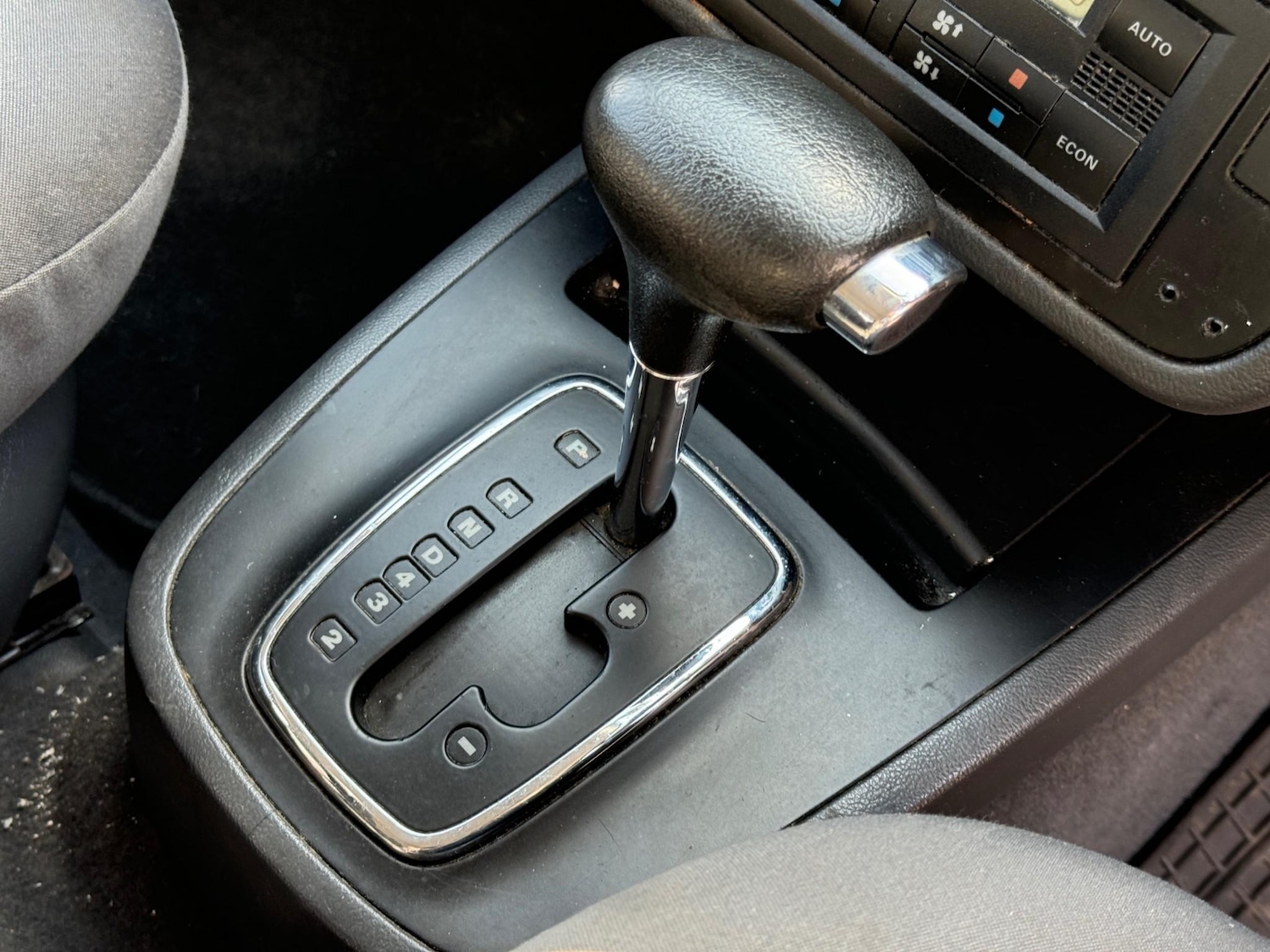 Used Volkswagen Sharan 2006 for sale - 76278705: Photo 13