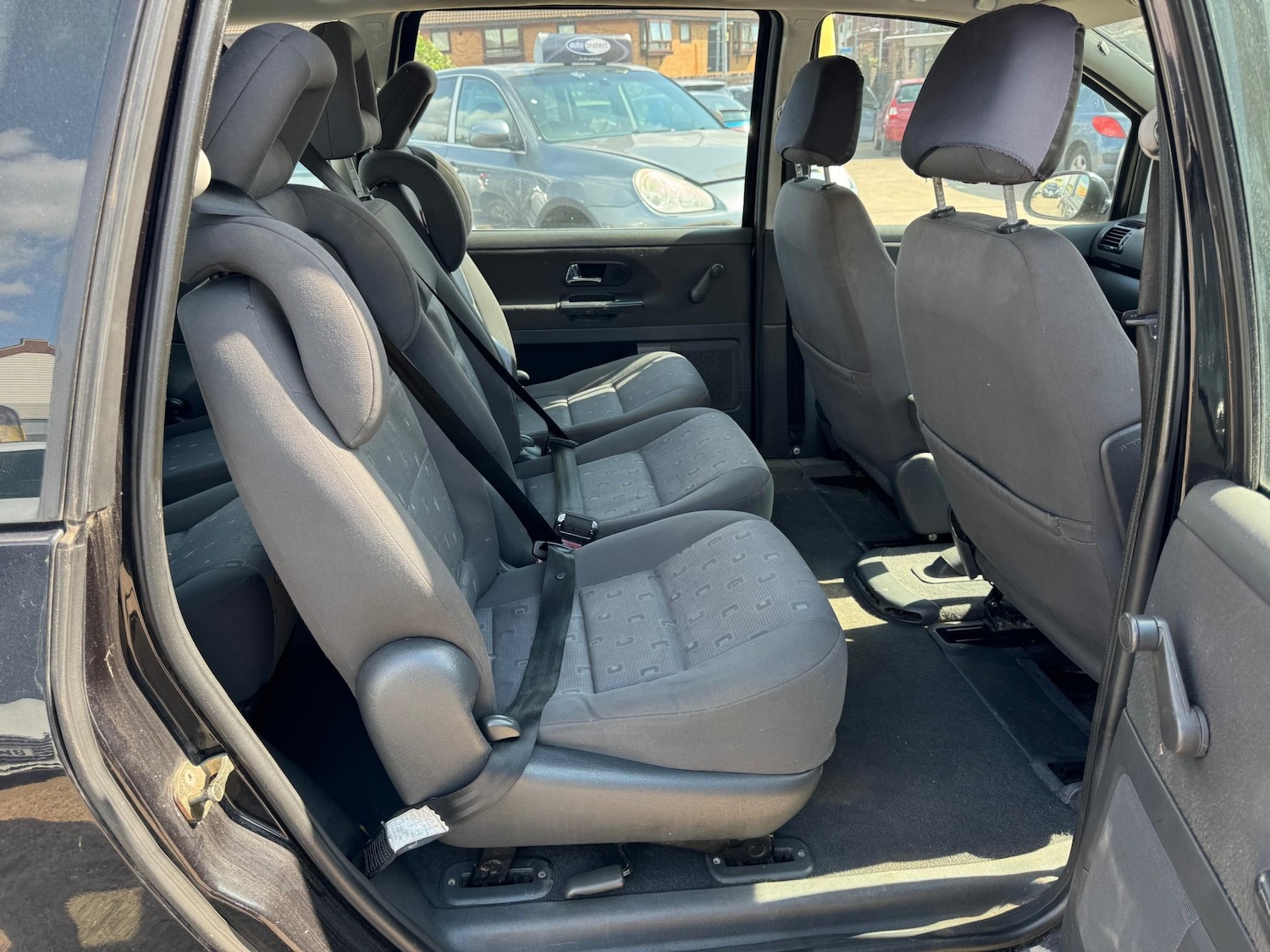 Used Volkswagen Sharan 2006 for sale - 76278705: Photo 23