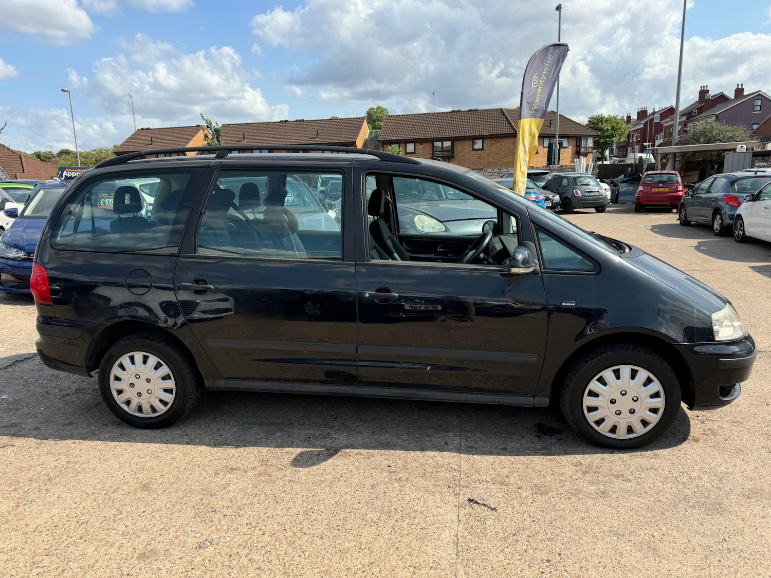 Used Volkswagen Sharan 2006 for sale - 76278705: Photo 7