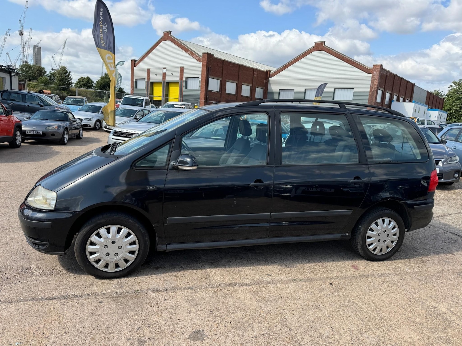 Used Volkswagen Sharan 2006 for sale - 76278705: Photo 9