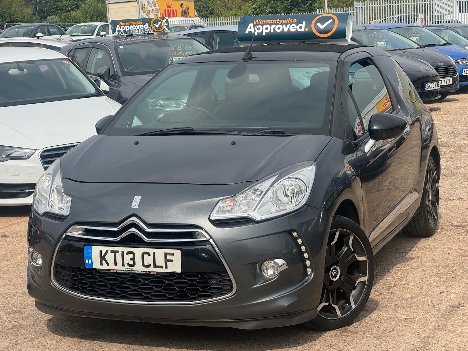 Used Citroen DS3 2013 for sale - 76278710: Photo 2