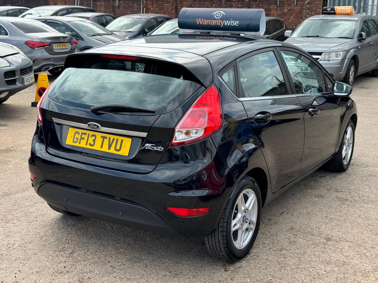 Used Ford Fiesta 2013 for sale - 77462909: Photo 31