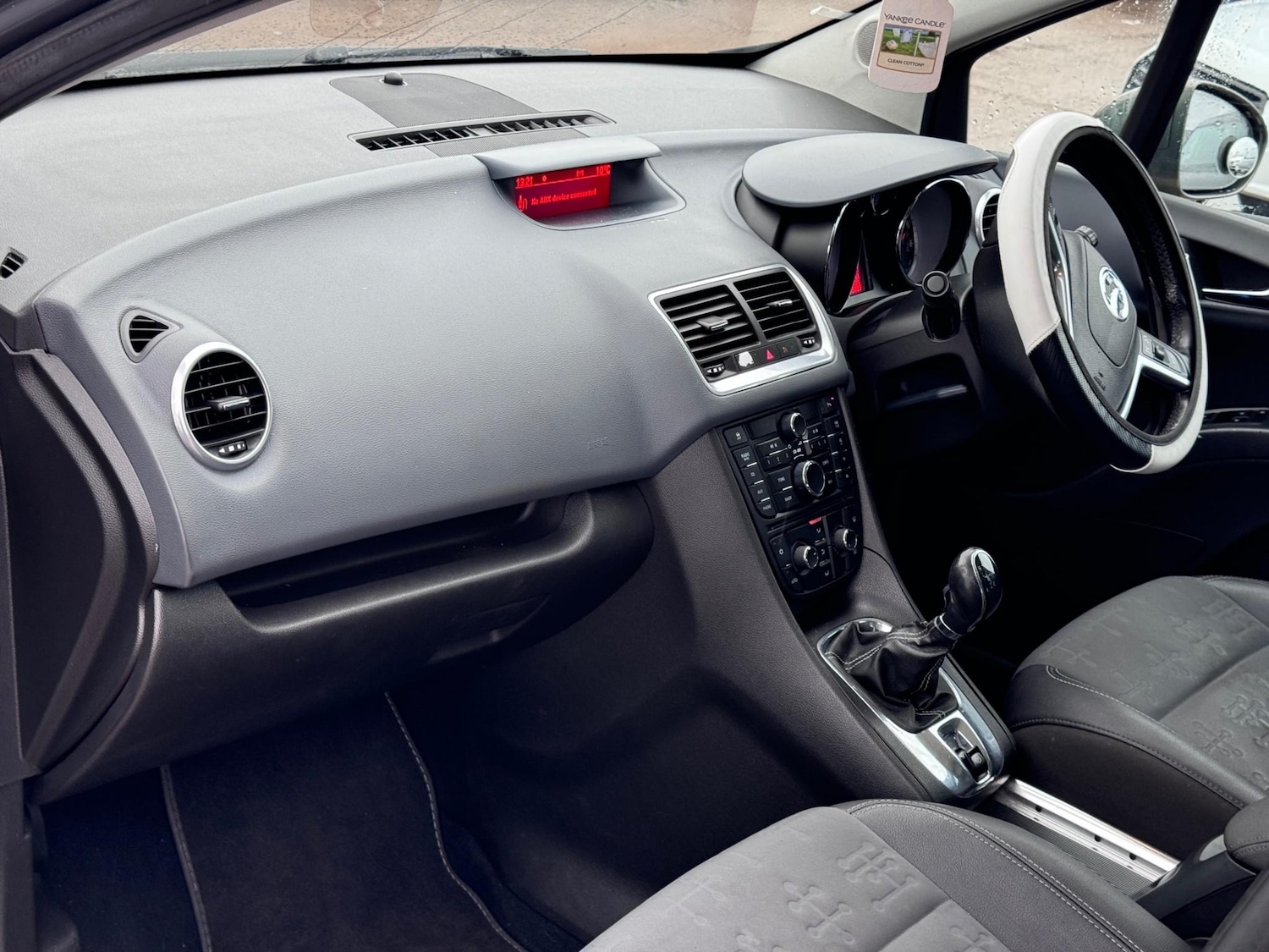 Used Vauxhall Meriva 2011 for sale - 77399598: Photo 11