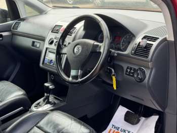 Used Volkswagen Touran 2009 for sale - 74454503: Photo