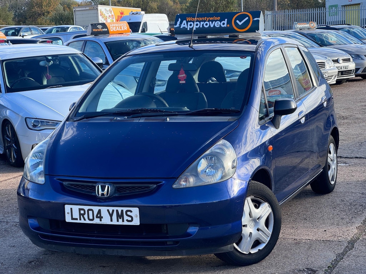 Used Honda Jazz 2004 for sale - 76318255: Photo 2