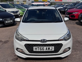 Used Hyundai i20 2016 for sale - 79275391: Photo