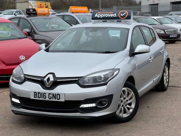 Used Renault Megane 2016 for sale - 74104640: Photo 2