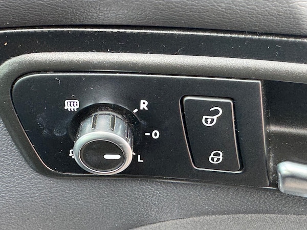Used Volkswagen Touran 2023 for sale - 74963271: Photo 12