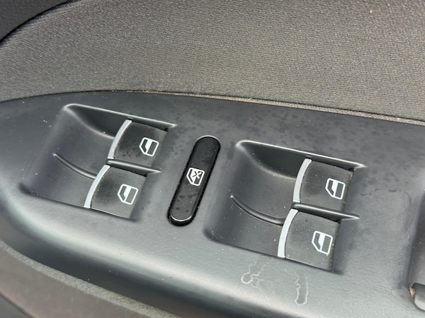 Used Volkswagen Touran 2023 for sale - 74963271: Photo 13