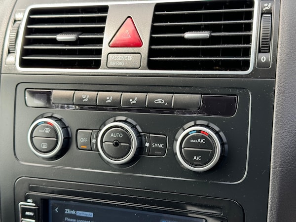 Used Volkswagen Touran 2023 for sale - 74963271: Photo 16