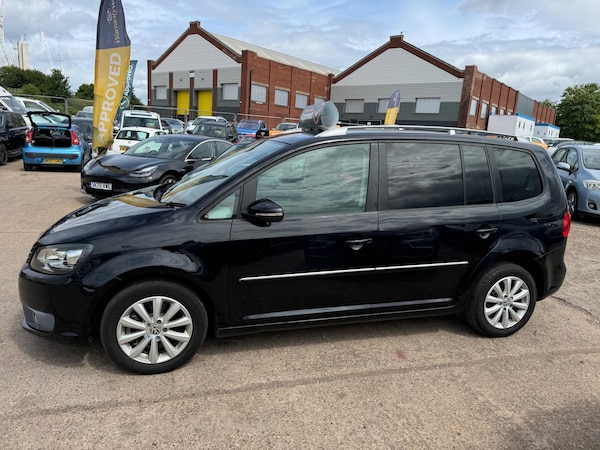Used Volkswagen Touran 2023 for sale - 74963271: Photo 7