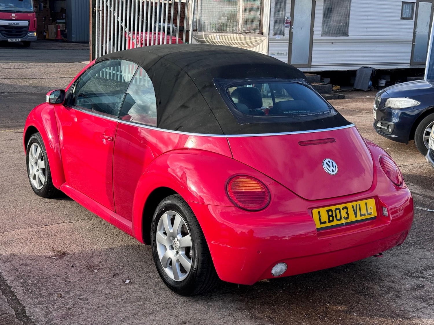 Used Volkswagen Beetle 2003 for sale - 77262638: Photo 19