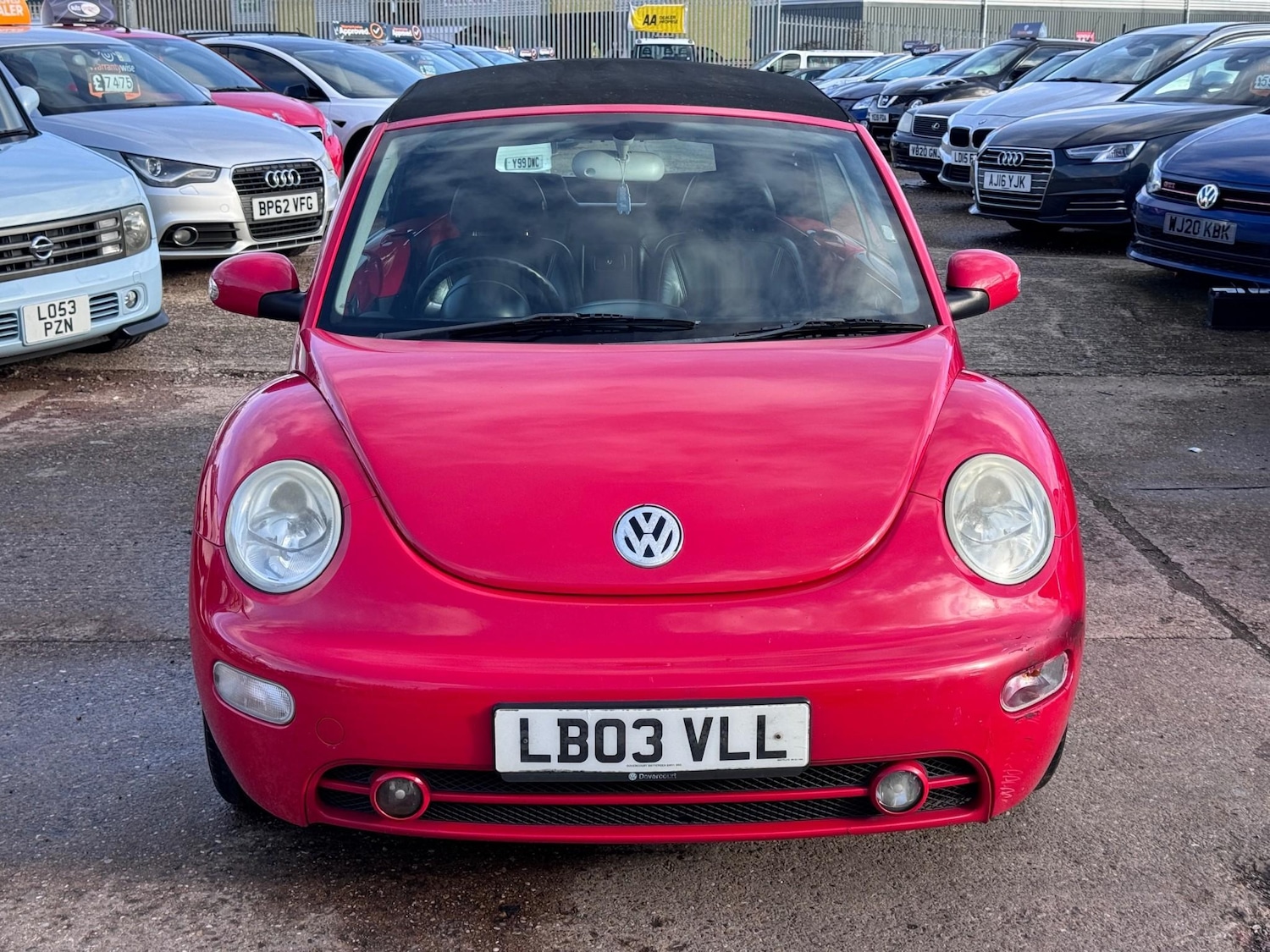 Used Volkswagen Beetle 2003 for sale - 77262638: Photo 4