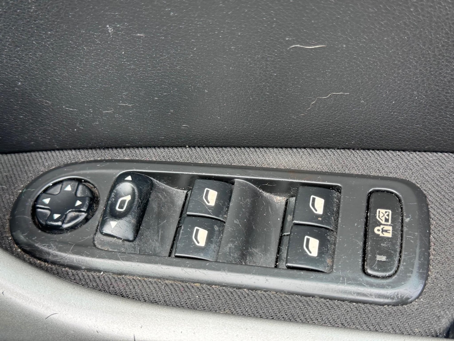 Used Peugeot 308 2010 for sale - 78225788: Photo 12