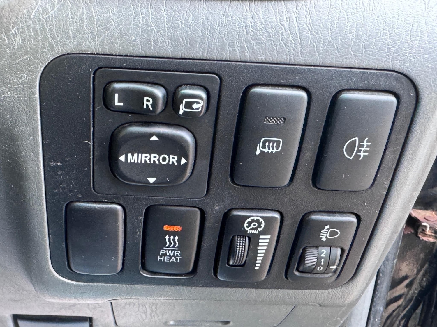 Used Toyota Land Cruiser 2005 for sale - 76098095: Photo 13