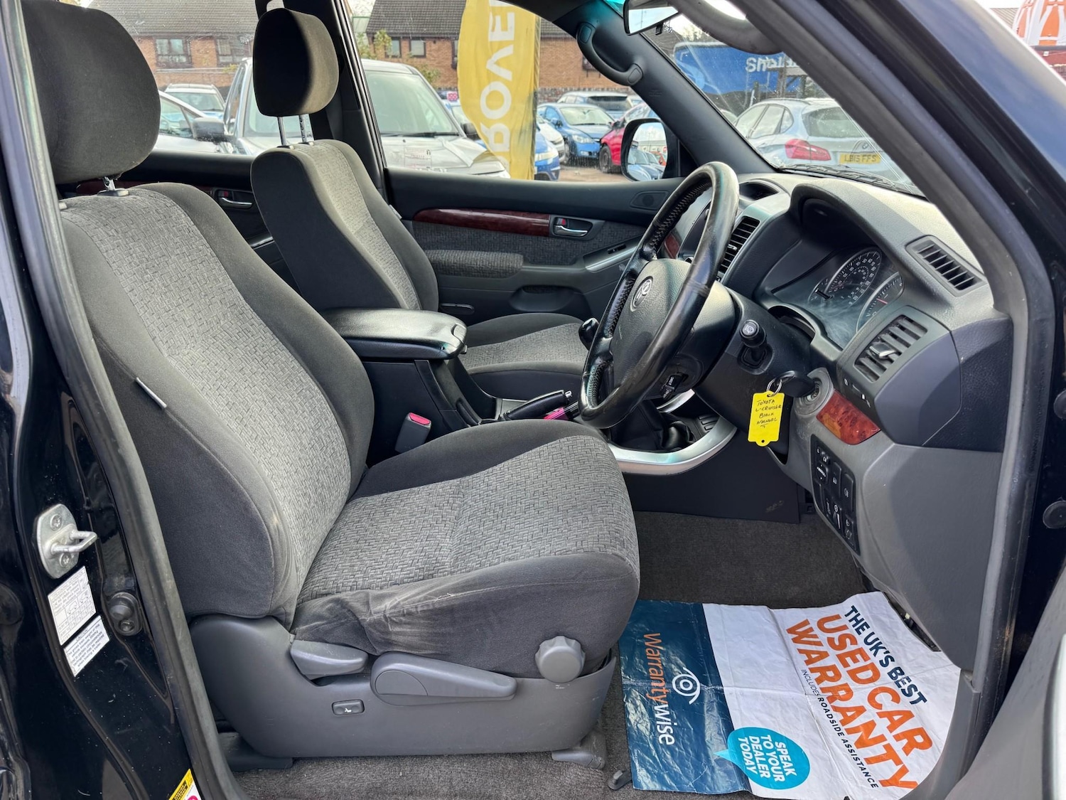 Used Toyota Land Cruiser 2005 for sale - 76098095: Photo 24