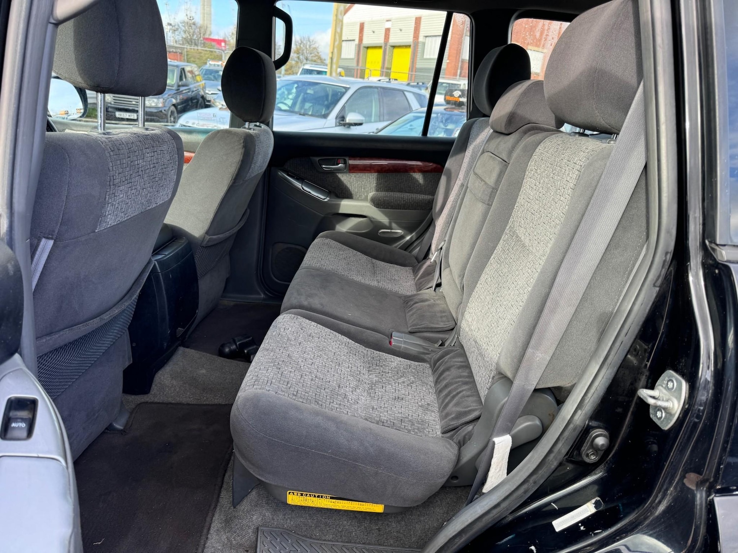 Used Toyota Land Cruiser 2005 for sale - 76098095: Photo 26