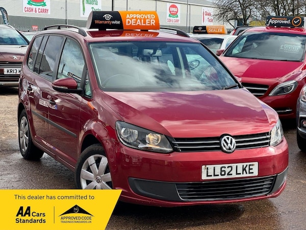 Used Volkswagen Touran 2012 for sale - 74104654: Photo 1