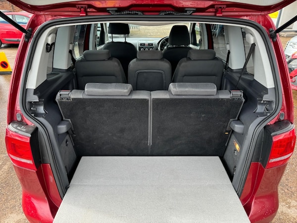 Used Volkswagen Touran 2012 for sale - 74104654: Photo 27