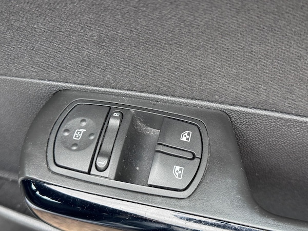 Used Vauxhall Corsa 2007 for sale - 76209553: Photo 15
