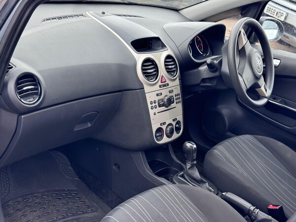Used Vauxhall Corsa 2007 for sale - 76209553: Photo 8