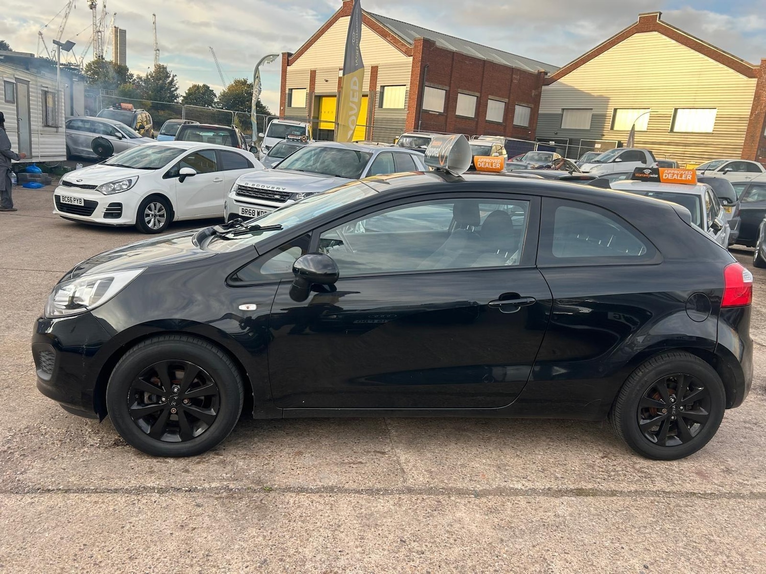 Used Kia Rio 2014 for sale - 76248385: Photo 9