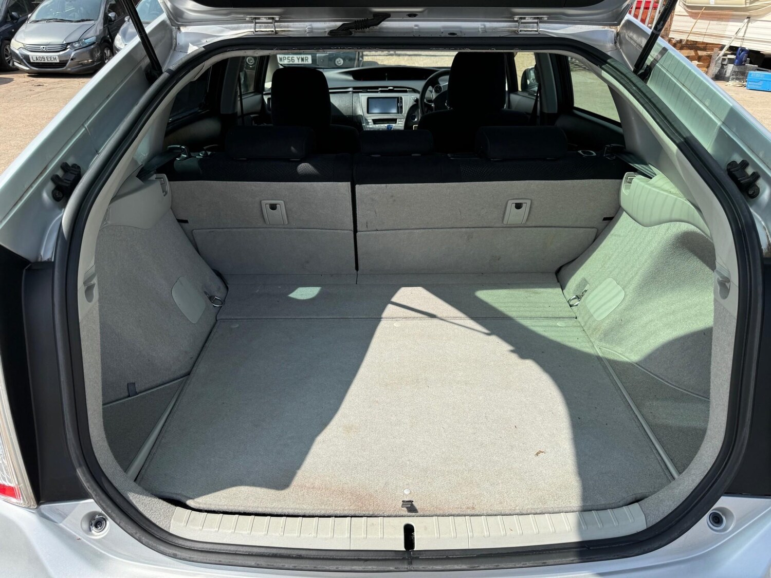 Vehicle 28