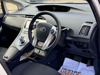 Used Toyota Prius  for sale - 75542639: Photo