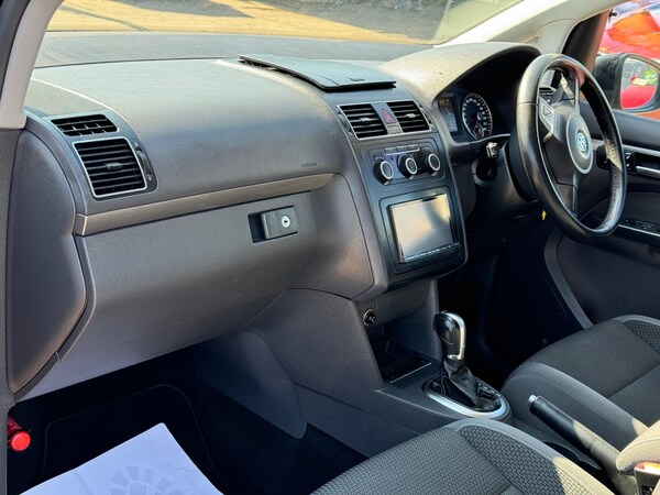 Used Volkswagen Touran 2012 for sale - 74689279: Photo 22