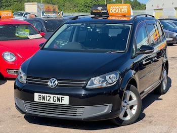 Used Volkswagen Touran  for sale - 74689279: Photo
