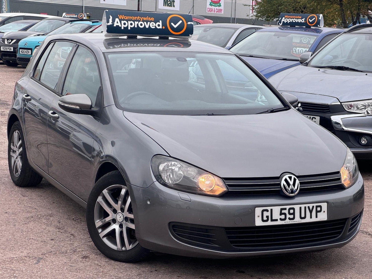 Used Volkswagen Golf 2009 for sale - 76312699: Photo 1