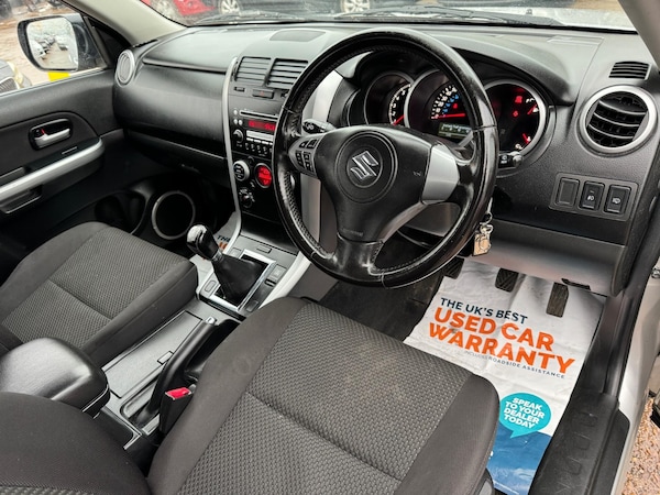 Used Suzuki Grand Vitara 2010 for sale - 73700735: Photo 11