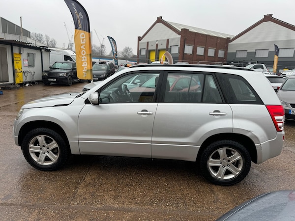 Used Suzuki Grand Vitara 2010 for sale - 73700735: Photo 7