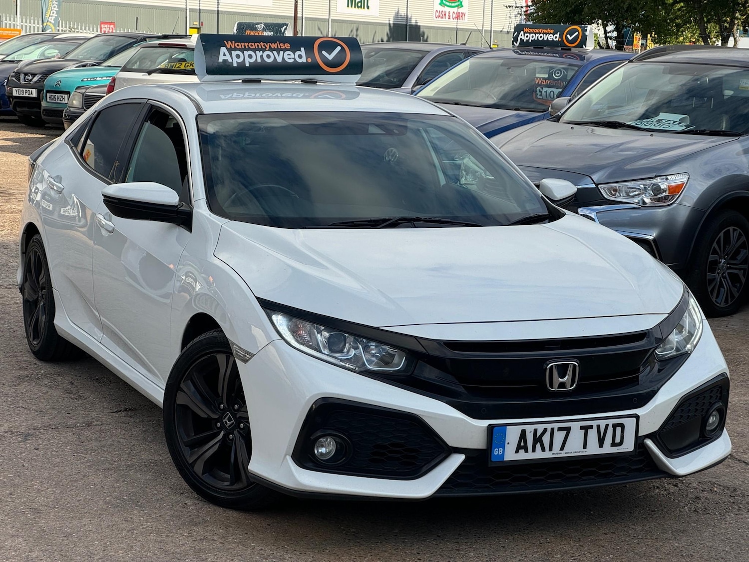 Used Honda Civic 2017 for sale - 77060528: Photo 11