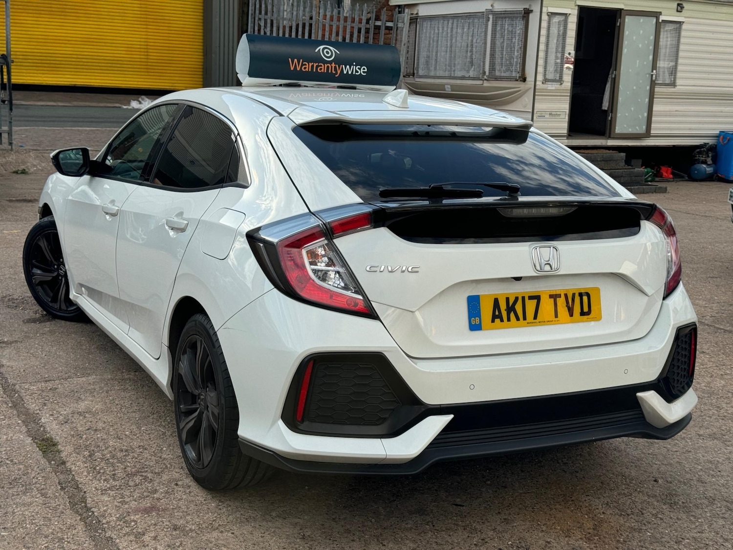 Used Honda Civic 2017 for sale - 77060528: Photo 19