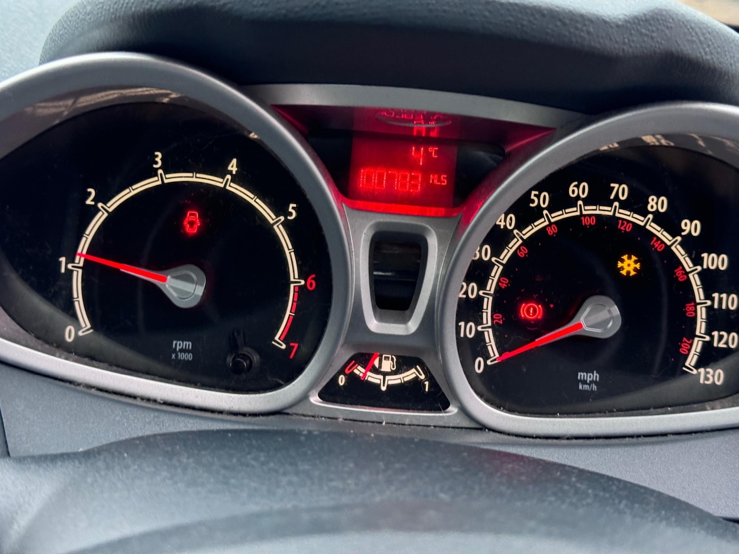 Used Ford Fiesta 2010 for sale - 77607914: Photo 14