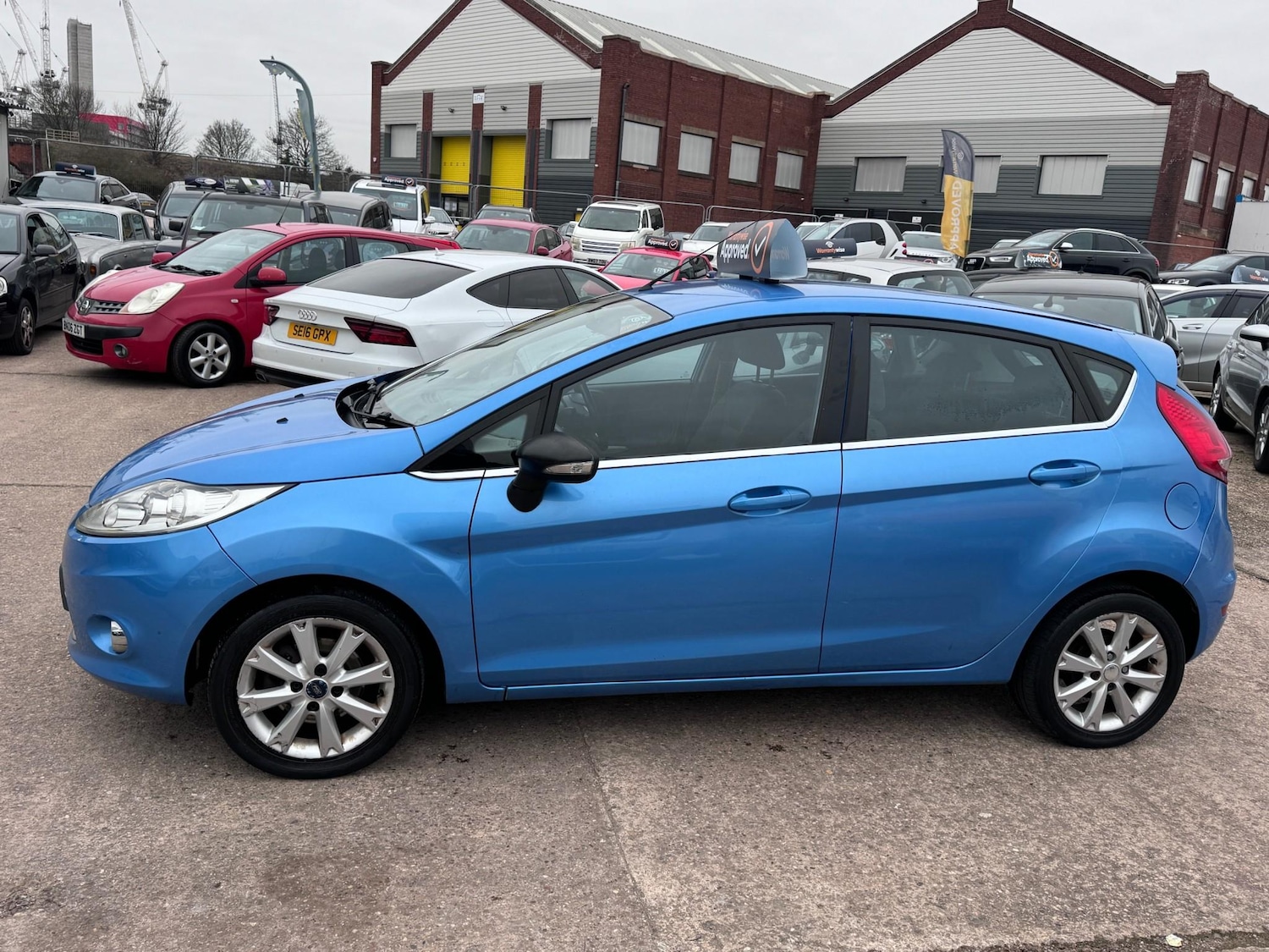 Used Ford Fiesta 2010 for sale - 77607914: Photo 9