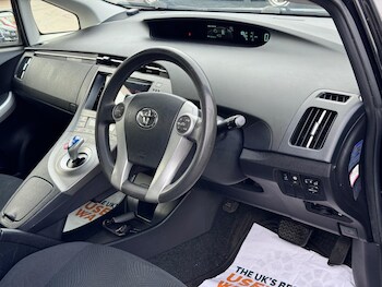 Used Toyota Prius undefined for sale - 76697302: Photo