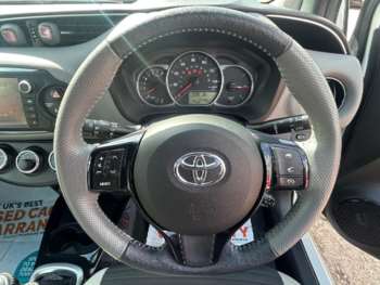 Used Toyota Yaris 2016 for sale - 74428002: Photo