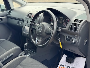 Used Volkswagen Touran 2024 for sale - 76209556: Photo 4