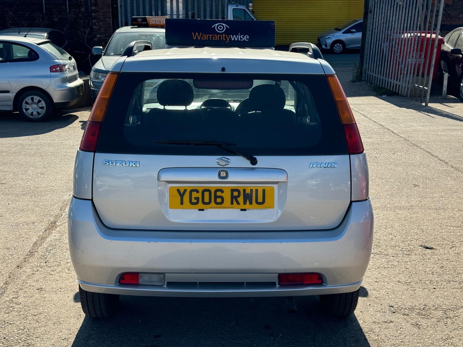 Used Suzuki Ignis 2006 for sale - 76278707: Photo 9