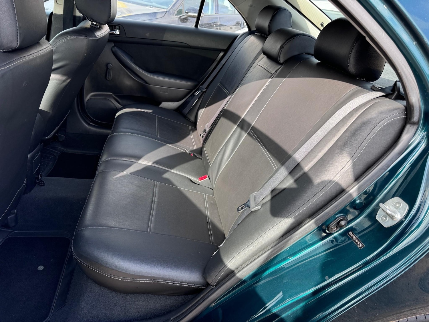 Used Toyota Avensis 2003 for sale - 76222745: Photo 24