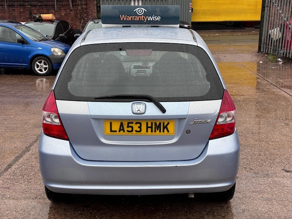 Used Honda Jazz 2004 for sale - 76172821: Photo 14
