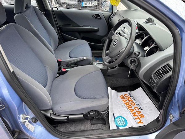 Used Honda Jazz 2004 for sale - 76172821: Photo 17
